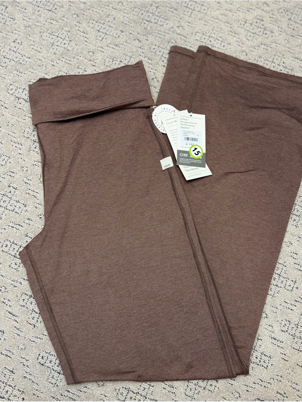 Vuori NWT L Halo Foldover Pant Chocolate Milk
